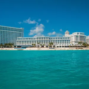 riu-cancun.quintano-roohotels.com/